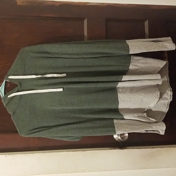 VYNCS Women's Stylish Long Sleeve Striped Hoodie Top (Green, Large) - Picture 1 of 2